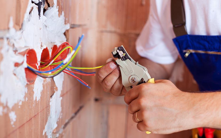 travail électricien Massy